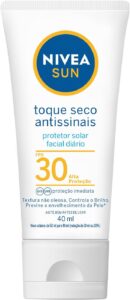 Filtro Solar Facial Nivea Sun Toque Seco Antissinais FPS 30 - Nivea
