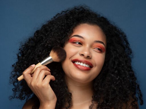 Como fazer uma maquiagem simples: Guia prático para iniciantes
